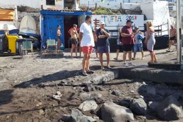 Nueva limpieza de los fondos marinos de Tufia (Foto TA)